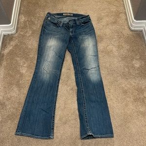 Mid rise Big Star Maddie fit jeans, 28L, mild distressed knees